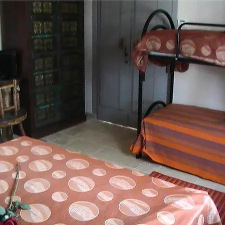 فندق مبيت وإفطار Trulli Anairda *