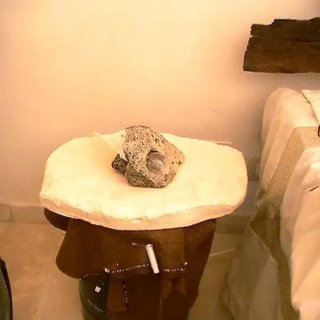 فندق مبيت وإفطار Trulli Anairda *